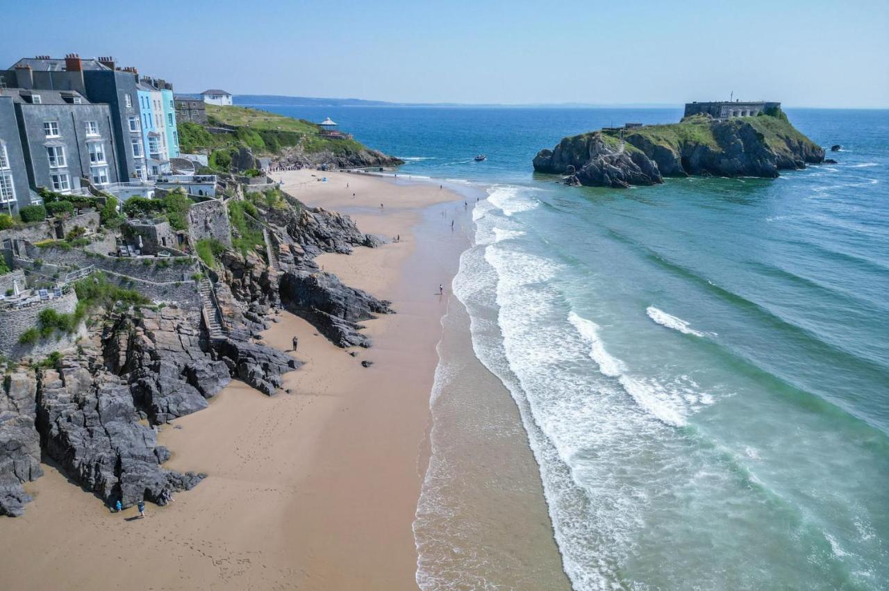 Croft Court - 1 Bedroom Apartment - Tenby Exterior photo